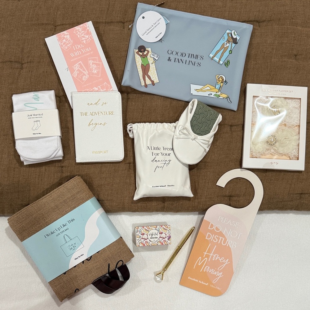 10 piece Miss to Mrs bundle Bride & Travel Set